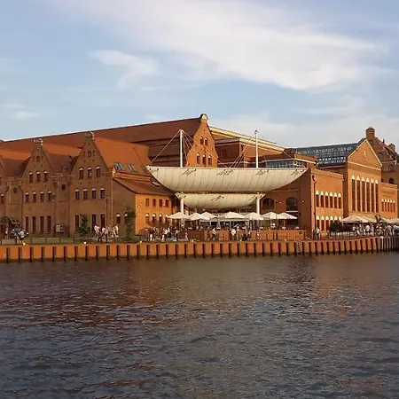 Doki Living & Foodhall Z Widokiem Na Marine Cesarska