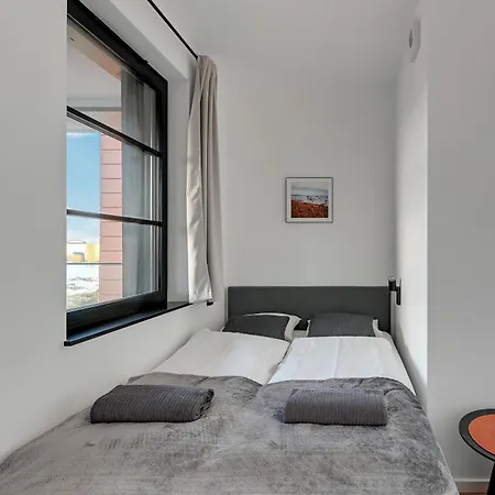 Doki Living & Foodhall Z Widokiem Na Marine Cesarska