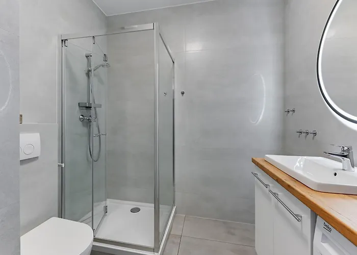 アパート Doki Living & Foodhall Z Widokiem Na Marine Cesarska グダニスク