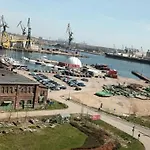 아파트 Doki Living & Foodhall Z Widokiem Na Marine Cesarska 그단스크